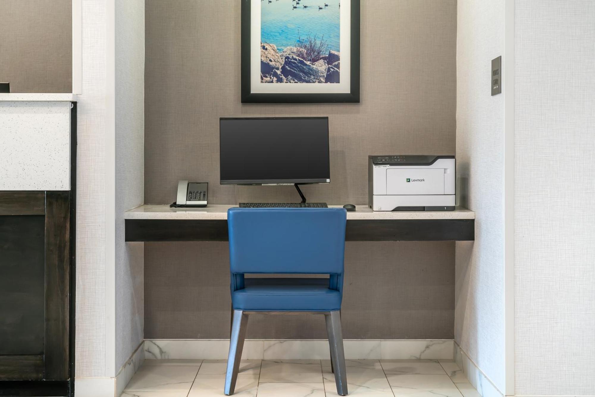Comfort Inn & Suites Adrian Εξωτερικό φωτογραφία