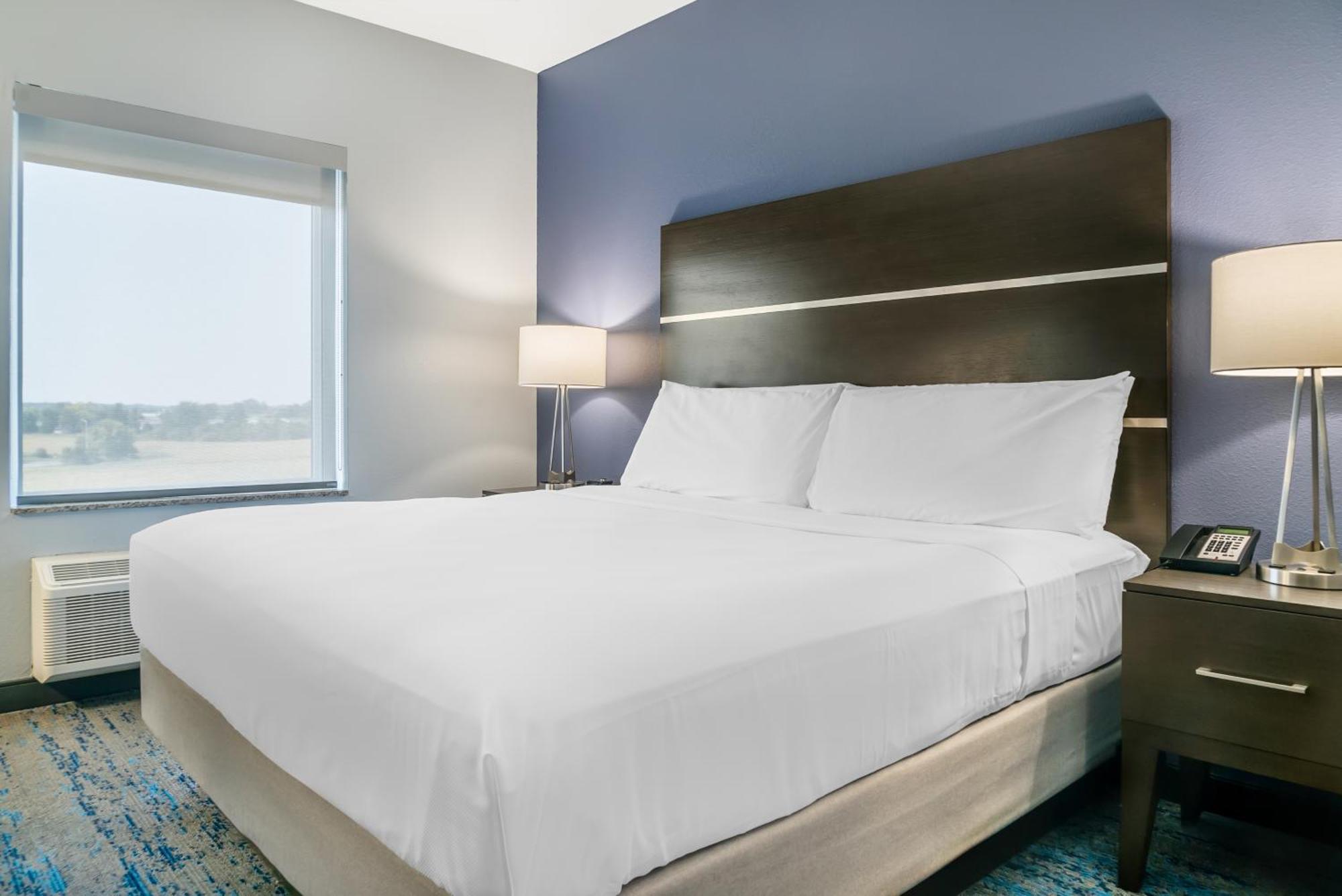 Comfort Inn & Suites Adrian Εξωτερικό φωτογραφία